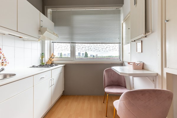 Medium property photo - Burgemeester de Vlugtlaan 325, 1063 BP Amsterdam